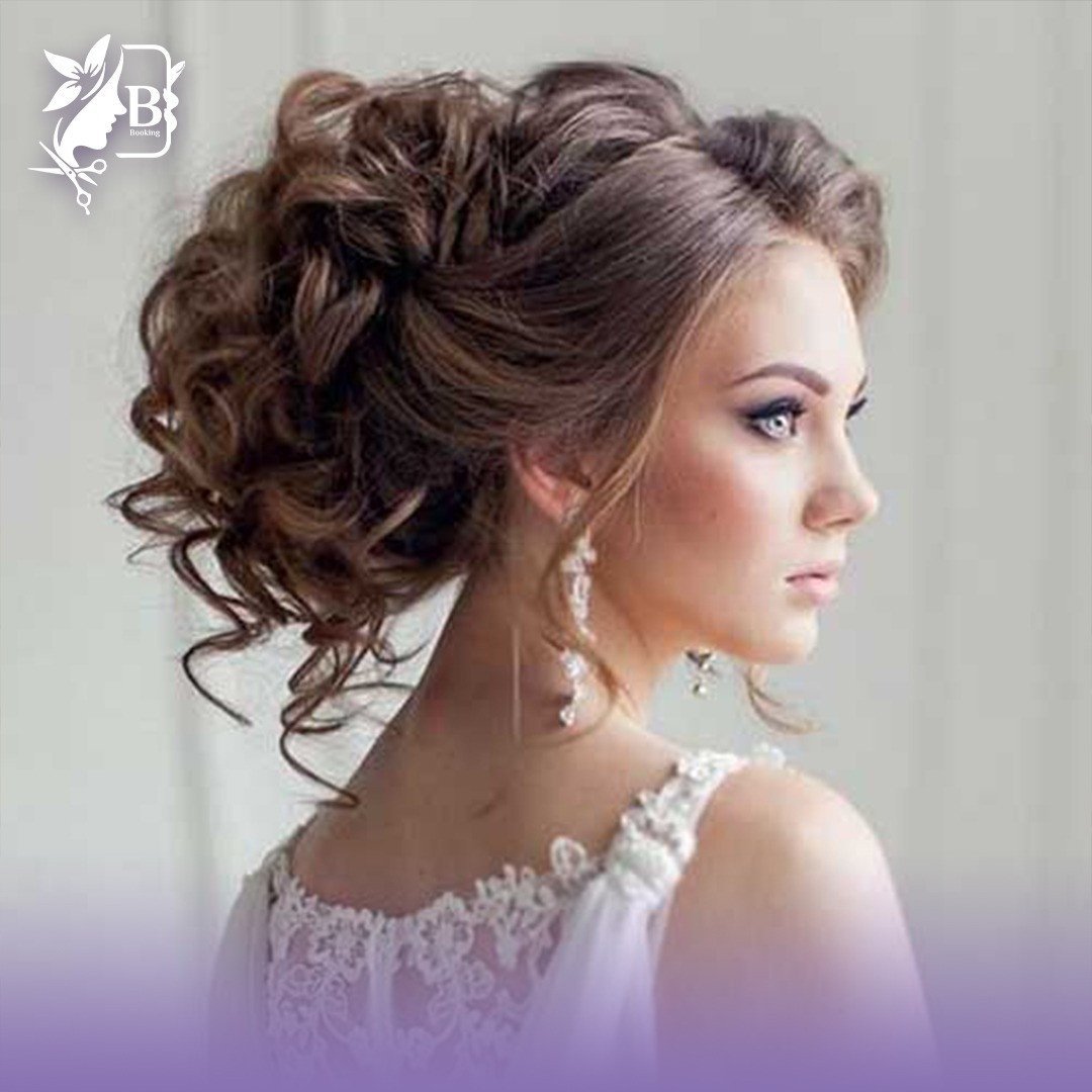 تسريحة شعر وسط